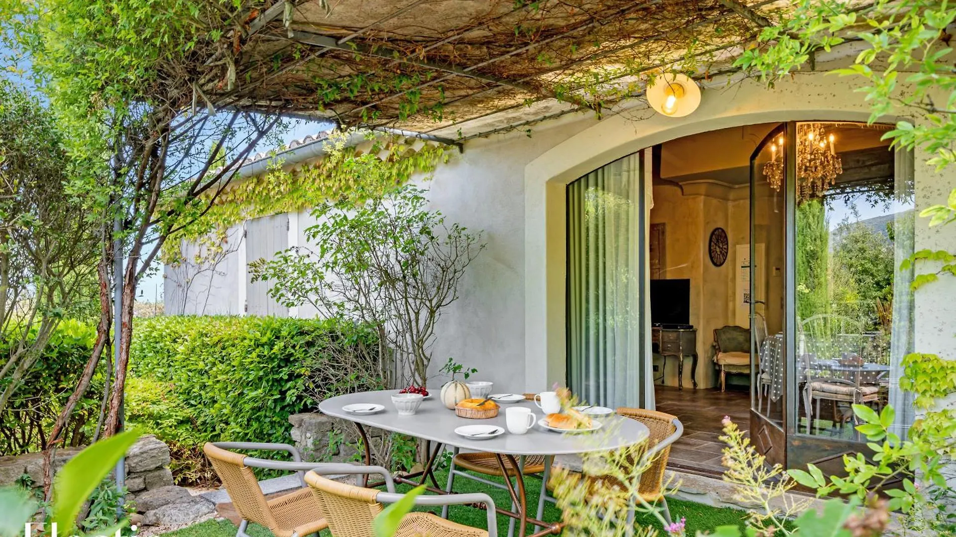 Aparthotel Residence Les Petitons Oppede